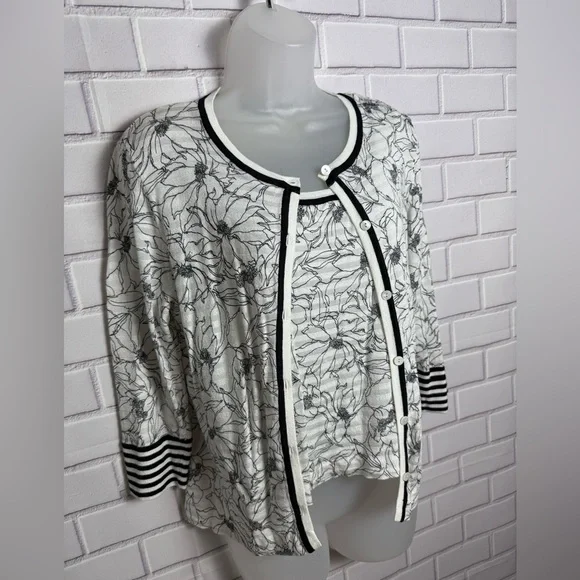 Dana Buchman Black and White 2pcs set floral tank top and Striped Cardigan/MP - Picture 2 of 13